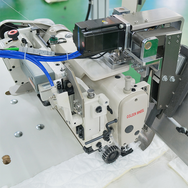 XDB-300 Автоматическая швейная машина Ruffler с верхней подушкой для матраса 