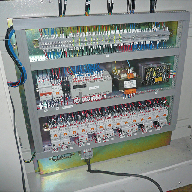 Компьютеризированный станок для резки панелей HY-QG-3